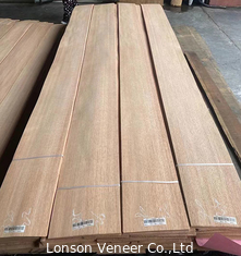 क्वार्टर कट रेड ओक फनीर मोटाई 0.45 मिमी लकड़ी फनीर पैनल AAA ग्रेड