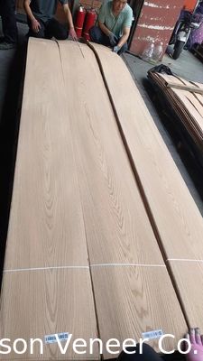 रेड ओक वुड फ़नीर, पैनल एएए ग्रेड मोटाई 0.5 मिमी, स्टॉक में सामान