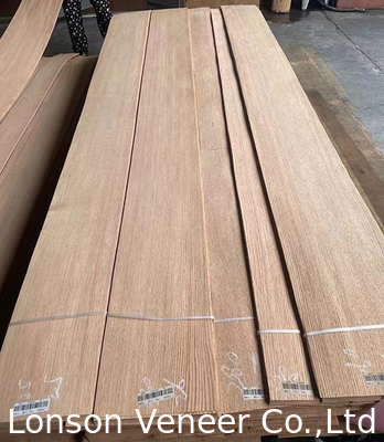 क्वार्टर कट रेड ओक फनीर मोटाई 0.45 मिमी लकड़ी फनीर पैनल AAA ग्रेड